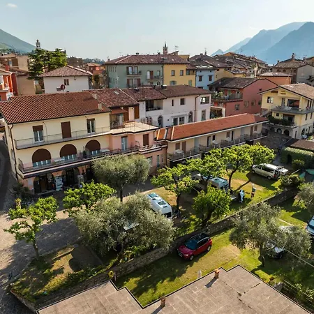 Villaggio Turistico Priori *