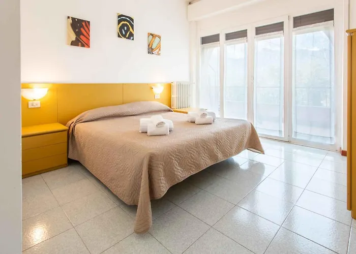 Villaggio Turistico Priori * 马尔切西内