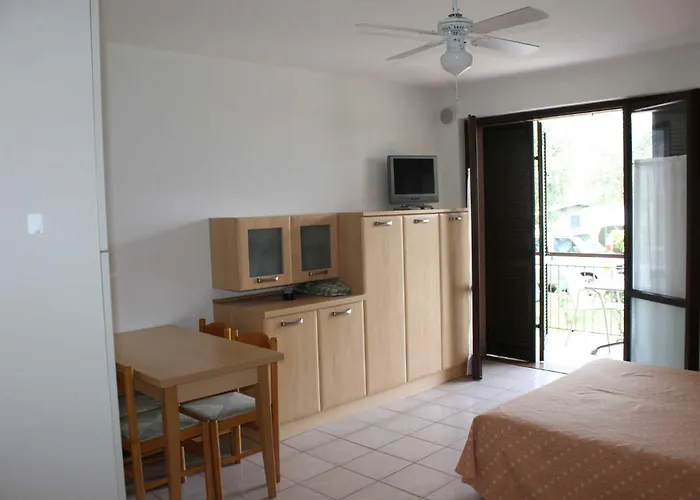 Villaggio Turistico Priori *